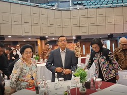 Video: Megawati-Sri Mulyani Hadiri Peluncuran Buku Bambang Kesowo Soal HAKI