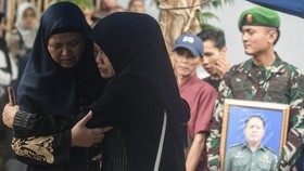 FOTO: Haru Pemakaman Prajurit TNI Korban Ledakan Amunisi