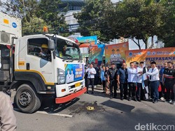 Ekspor Produk 7 Kontainer Tandai Opening Lamongan Exportiva II