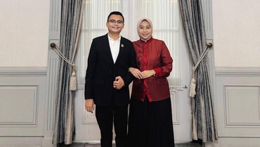 img-title Wabup Garut Putri Karlina Dinikahi Anak Dedi Mulyadi, Sosok Eks Suami Bikin Penasaran