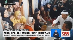 VIDEO: Miris, Sipil Urus Amunisi Demi 'Sesuap Nasi'