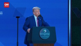 VIDEO: Momen Trump Janji AS Bakal Cabut Sanksi Suriah