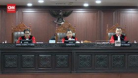 VIDEO: Uji Formil UU TNI, Hakim Berikan Catatan ke Pemohon