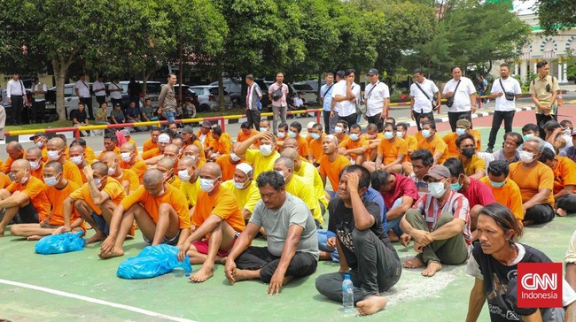 Sepanjang operasi dari 1-14 Mei, Polda Sumut meringkus 1.130 preman dan 178 di antaranya sudah ditetapkan jadi tersangka.