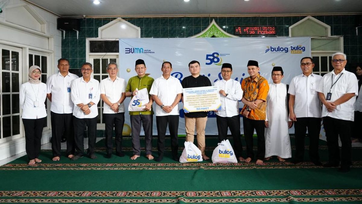 Bulog Gelar Bakti Sosial HUT ke-58, Santuni Yatim dan Santri Tahfiz
