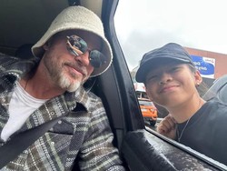 Gegara Brad Pitt, Pelanggan di Restoran Ini Dapat Burger Gratis!
