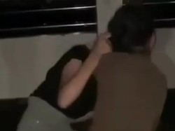 Heboh 2 Gadis ABG di Mamuju Adu Jotos di Anjungan Manakarra Demi Konten