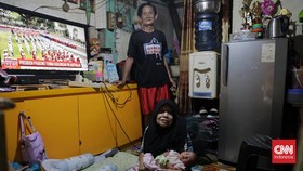 FOTO: Menyusuri  Kawasan Padat Penduduk di Menteng Tenggulun Jakpus