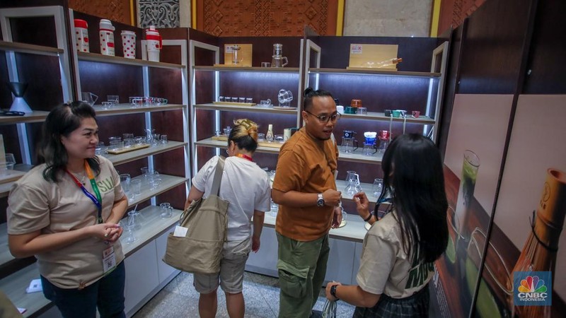Pameran World of Coffee Jakarta 2025 di Jakarta International Convention Center (JICC), Jakarta, Kamis (15/5/2025). (CNBC Indonesia/Faisal Rahman)