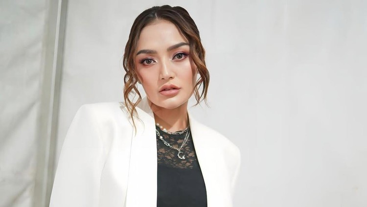 Siti Badriah Siti Badriah