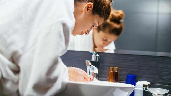 9 Facial Wash Lokal yang Aman untuk Ibu Hamil, Pastikan Pilih Sabun Cuci Muka Terbaik Bun!