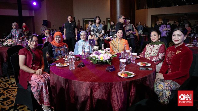 Sejumlah tokoh perempuan telah hadir di acara CNN Indonesia Leading Women Awards 2025.
