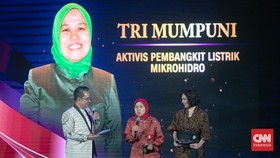 Tri Mumpuni Sabet Outstanding Woman in Innovation for Social Benefit