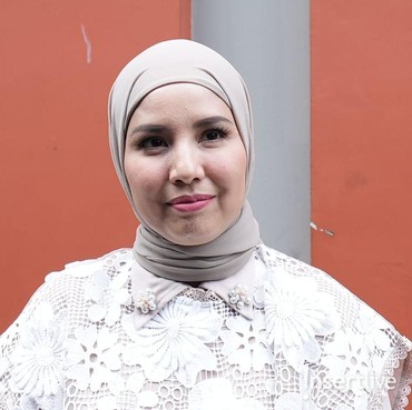 5 Tahun Tak Beli Tas Mewah, Tya Ariestya: Sesekali Aja Kalau Butuh Banget