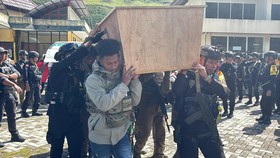 2 Polisi Tewas Usai Kontak Tembak dengan KKB di Papua Tengah