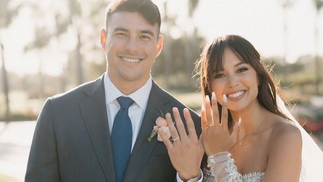 Kabar Bahagia, Aurelie Moeremans Hamil Anak Pertama