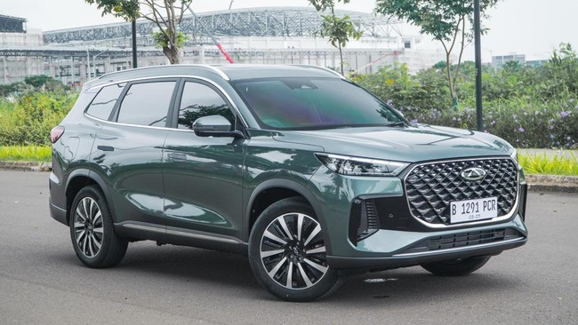 Harga asli Chery Tiggo 8 CSH adalah Rp519 juta, tetapi untuk 1.000 konsumen pertama lebih murah Rp20 juta menjadi Rp499 juta.