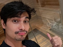 Video: Tahun Baruan ala Cinta Brian yang Nggak Suka Keramaian