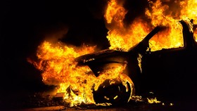 7 Sebab Utama Kebakaran Mobil Listrik Sulit Dipadamkan