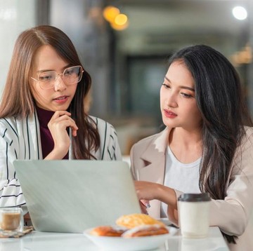 5 Topik yang Tidak Pernah Dibahas Orang Cerdas, Hanya Akan Membuang Waktu!