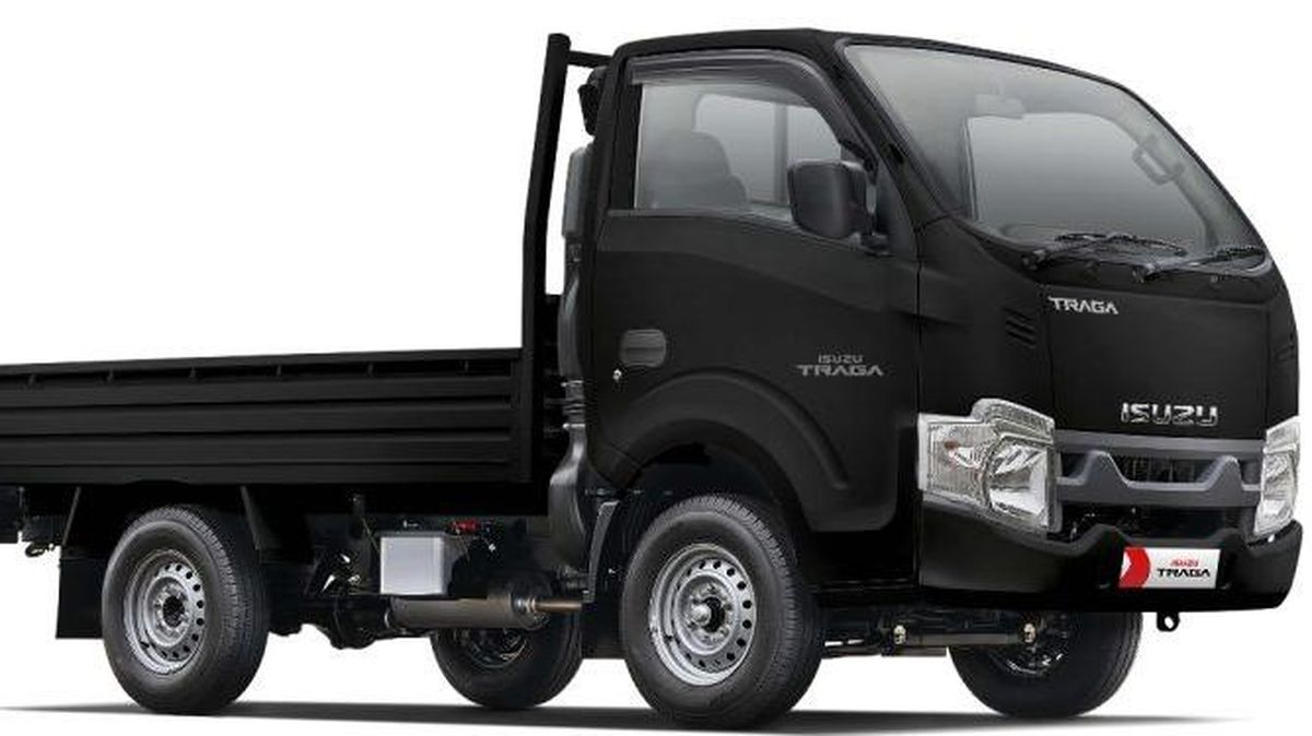 Enggak Putih Doang, Pikap Isuzu Traga Kini Ada Pilihan Warna Hitam