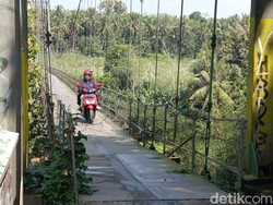 Jembatan Gantung Kalinegoro Magelang Rusak, Warga Diminta Cari Alternatif