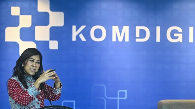 Kementerian Komunikasi dan Digital (Komdigi) memberikan dukungan koneksi internet cepat untuk Sekolah Rakyat hingga kecepatan hampir 200 Mbps.