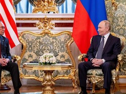 PM Malaysia Anwar Ibrahim Bertemu Putin, Ungkit Jatuhnya MH17