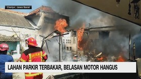 VIDEO: Lahan Parkir Terbakar, Belasan Motor Hangus