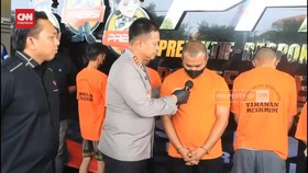 VIDEO: Polisi Bekasi Tangkap 8 Perampas Barang Berkedok Leasing