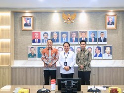 Emil Dardak Beber Rencana Pembangunan Flyover Taman Pelangi Surabaya