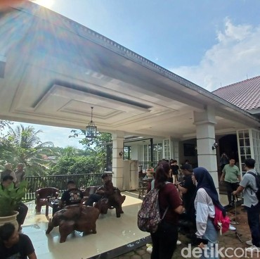 Attila Bantu Lunasi, Ini Penampakan Rumah Atalarik Syah yang Bermasalah