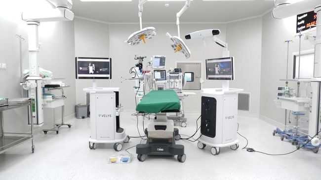 Mayapada Hospital Surabaya (MHSB) menjadi unit Mayapada Healthcare pertama yang menginstal VELYS™ Robotic-Assisted Solution dari Johnson & Johnson MedTech.