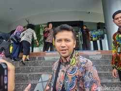 Warga Jatim Batuk Pilek Diminta Pakai Masker Demi Antisipasi COVID-19