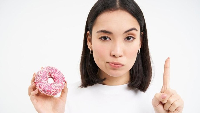 Lawan Ketagihan Gula! Cobain 5 Cara Setop Kebiasaan Konsumsi Makanan & Minuman Manis