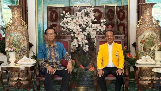 Ketum Golkar Bahlil Lahadalia mengatakan, pertemuan dengan Sri Sultan Hamengkubuwono X merupakan bagian tradisi Golkar untuk mengunjungi senior.