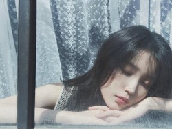 Lirik Lagu Throught the night - IU