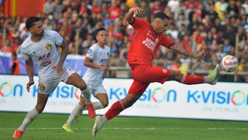 Kabar Sport CNN Terbaru : Klasemen Liga 1 Usai Semen Padang Gagal Menang Lawan Persik