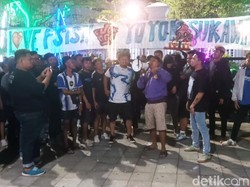 Panser Biru dan Snex Rayakan HUT Ke-93 PSIS, Tuntut Manajemen Out!