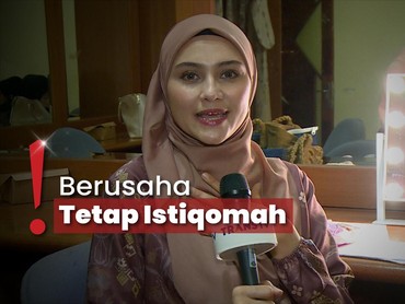 img-title Zee Zee Shahab Terus Belajar Menata Hati Meski Sudah Lama Berhijab