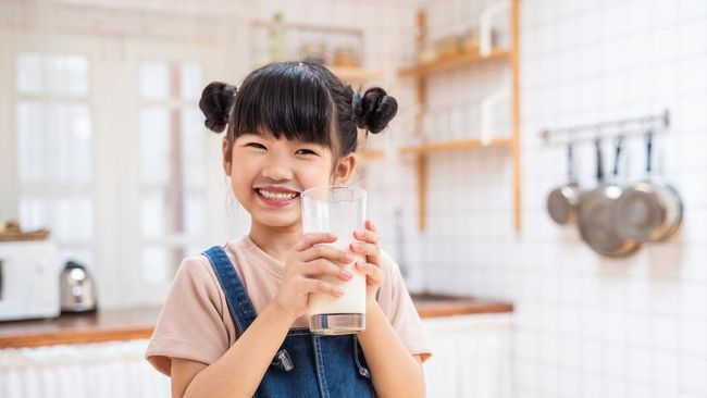 10 Rekomendasi Susu untuk Anak Usia 6 Tahun ke Atas