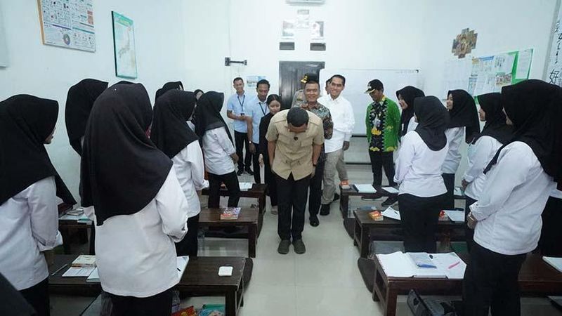 Menteri Pelindungan Pekerja Migran Indonesia (P2MI) Abdul Kadir Karding menghadiri peluncuran program 20 ribu Rumah Subsidi untuk Pekerja Migran Indonesia (PMI)