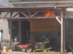 Debt Collector Bakar Kamar OB Puskesmas di Cianjur
