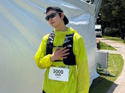 5 Potret Terbaru Cha Eun Woo yang Segera Wamil, Baru Saja Ikut Lomba Lari 11 Km