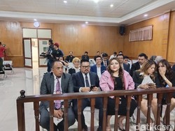 Kecewanya Lisa Mariana kepada Ridwan Kamil