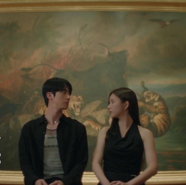 Menguak Sosok Pelukis Indonesia dan Harga Lukisan yang Ada di MV Jin BTS