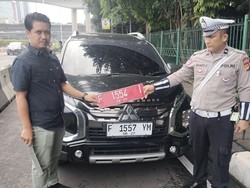 Duh! Xpander Pelat Merah Ditukar Jadi Pelat Putih, Polisi Bertindak