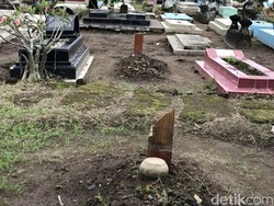 Usut Perusakan Nisan Salib di Purbayan Jogja, Polisi Periksa CCTV-Ahli Waris