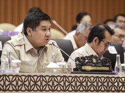 Video Menteri Ara Siap Direshuffle Jika Program 3 Juta Rumah Tak Tercapai