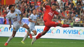 FOTO: Semen Padang Imbang, Degradasi Liga 1 Panas Sampai Akhir